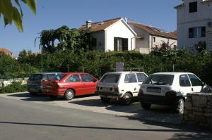 Fotografia z galérie ubytovania Apartments with a parking space Sutivan, Brac - 2842 v Sutivane