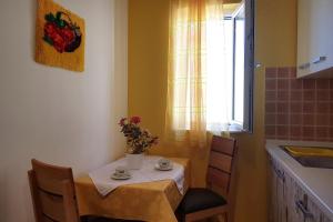 Fotografie z fotogalerie ubytování Apartments with parking spaces Bol, Brac - 2890 v destinaci Bol + 20 fotografií