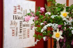 Fotografie z fotogalerie ubytování Hotel Joly v destinaci Armentieres