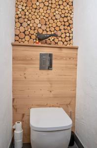 Łazienka w obiekcie Charmant Studio tout confort au Brévent-Chamonix