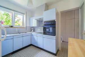 Gambar di galeri bagi Cosy Home in South Alsace for work and leisure di Pfastatt