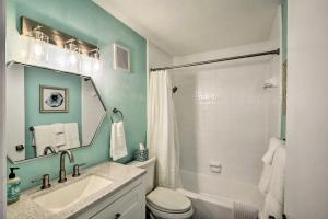 O baie la Family Friendly Oceanfront Condo with Pool!