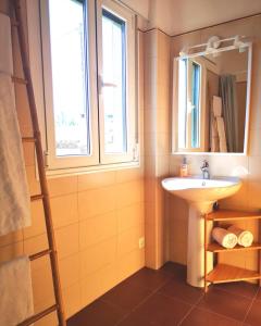 Łazienka w obiekcie Apartamento con vistas al mar, playa de Carnota!