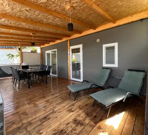 Posedenie v ubytovaní ZEN MURTER Mobil home