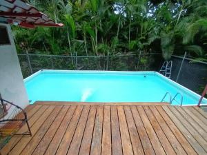 Piscina di Burnt Toast Surfcamp o nelle vicinanze
