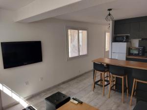 Zdjęcie z galerii obiektu appartement T2 AGDE centre à 10 mn des plages w mieście Agde