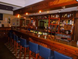 Lounge nebo bar v ubytování The Schooner Tavern
