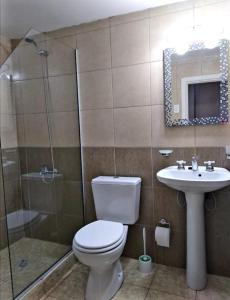 Ένα μπάνιο στο Inmuebles V&S - Casita Alberdi +8 φωτογραφίες