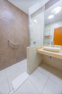 Bany a Miraflores Colon Hotel