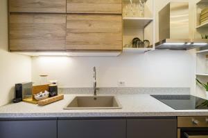 A kitchen or kitchenette at La Dolce Vita Ottaviano
