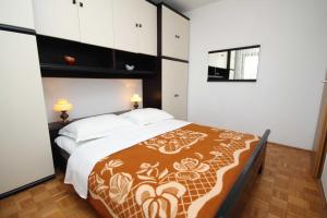 Fotografia z galérie ubytovania Apartment Krk 3231d v destinácii Vrh