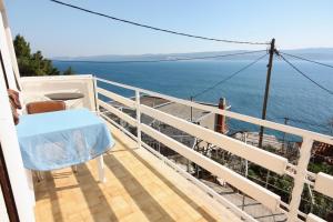 Fotografie z fotogalerie ubytování Apartments by the sea Stanici, Omis - 2765 v Omiši
