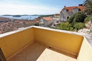 Fotografia z galérie ubytovania Apartments with a parking space Hvar - 3229 v destinácii Hvar