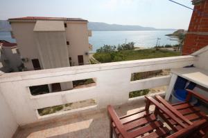 Fotografia z galérie ubytovania Apartments by the sea Metajna, Pag - 3304 v destinácii Zubovići