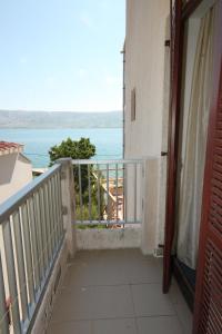 Fotografie z fotogalerie ubytování Rooms by the sea Metajna, Pag - 3305 v destinaci Zubovići