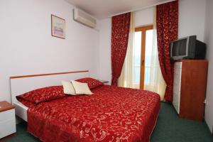 Fotografie z fotogalerie ubytování Rooms by the sea Metajna, Pag - 3305 v destinaci Zubovići