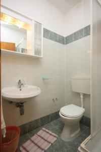Fotografie z fotogalerie ubytování Rooms by the sea Metajna, Pag - 3305 v destinaci Zubovići