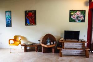 TV a/nebo společenská místnost v ubytování Sitha's Heaven