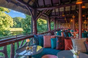 Fotografie z fotogalerie ubytování Les Etangs de Corot v destinaci Ville-dʼAvray