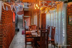 Posezení v ubytování The Brick House Kandy