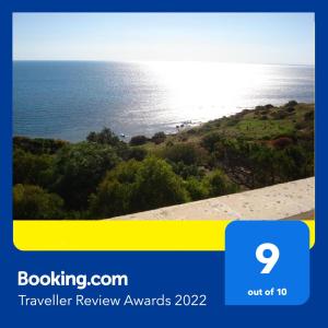 シャッカにあるVilla Aureaの海の景色を望む旅行審査賞のスクリーンショット