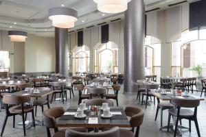 Restaurace v ubytování Leonardo Hotel Negev