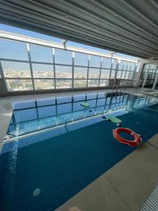 Piscina di Weekend Hotel Sari o nelle vicinanze