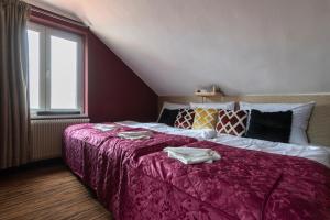 Posteľ alebo postele v izbe v ubytovaní Golden Tree Loft in the Heart of Prague
