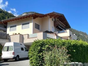 The building in which Az apartmant is located