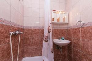 Koupelna v ubytování Apartment Podaca 4734b