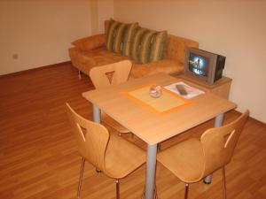 Posezení v ubytování Apartments with WiFi Omis - 4654
