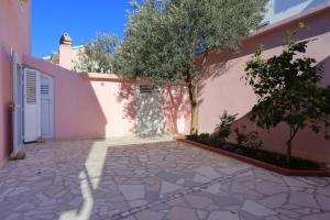Fotografie z fotogalerie ubytování Apartments by the sea Duce, Omis - 2737 v destinaci Duće