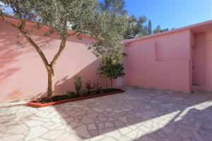 Fotografie z fotogalerie ubytování Apartments by the sea Duce, Omis - 2737 v destinaci Duće