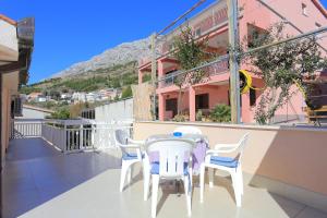 Výhľad na hory alebo výhľad na hory priamo z apartmánu + 13 fotografií