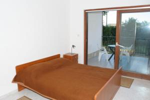 Fotografie z fotogalerie ubytování Apartments and rooms by the sea Duce, Omis - 2746 v destinaci Duće