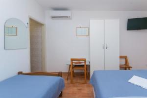 Posteľ alebo postele v izbe v ubytovaní Studio Brela 2752a