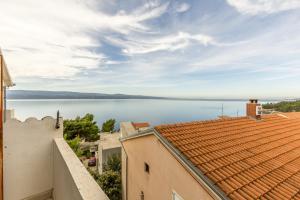 Fotografia z galérie ubytovania Apartments by the sea Stanici, Omis - 3064 v Omise