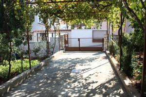 Fotografia z galérie ubytovania Apartments with a parking space Businci, Ciovo - 4667 v Trogiri