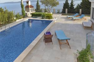 Fotografia z galérie ubytovania Family friendly house with a swimming pool Mimice, Omis - 4644 v Mimiciach