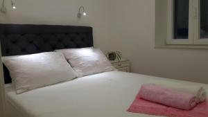 Fotografia z galérie ubytovania Apartments with WiFi Omis - 4642 v Omise + 6 fotografií