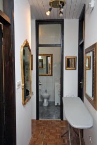 Ванная комната в Apartments with WiFi Dubrovnik - 4730