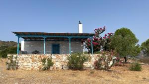 The building in which the holiday home is located