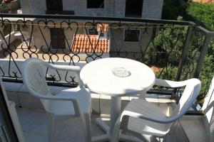Balkón nebo terasa v ubytování Rooms by the sea Duce, Omis - 3063