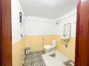 Koupelna v ubytování Lotus Blanc Homestay