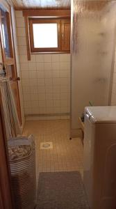 Kylpyhuone majoituspaikassa Kelomökki Sallatunturissa