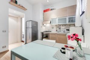 Kuchyňa alebo kuchynka v ubytovaní Cosy 1 Bed Flat close to Vatican