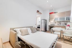 Kuchyňa alebo kuchynka v ubytovaní Cosy 1 Bed Flat close to Vatican + 20 fotografií