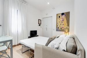 Posteľ alebo postele v izbe v ubytovaní Cosy 1 Bed Flat close to Vatican