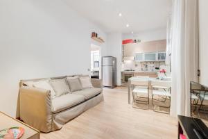 Kuchyňa alebo kuchynka v ubytovaní Cosy 1 Bed Flat close to Vatican