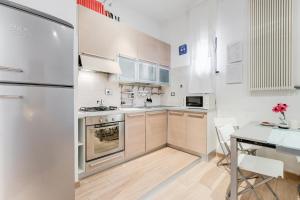 Kuchyňa alebo kuchynka v ubytovaní Cosy 1 Bed Flat close to Vatican